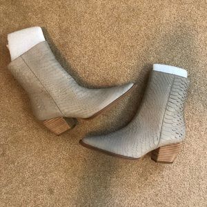 Matisse Caty Ivory Bootie